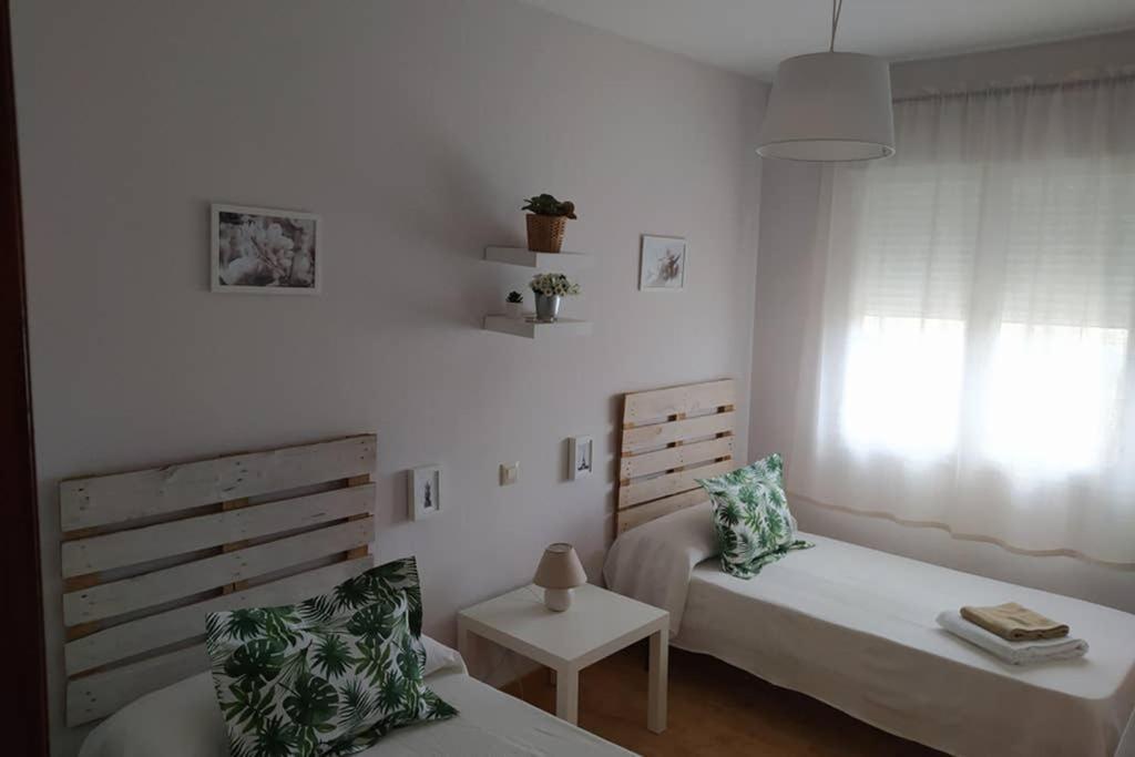 Los Pilares Tourist Home Ла-Гуардия Экстерьер фото